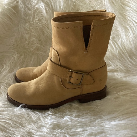 Frye pull-on booties - Picture 3 of 5